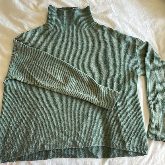 Line 100% Cashmere XS Kyra Sweater - Picture 3 of 5